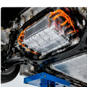 BYD E5 Cutaway Lifting Training Vehicle - Image 2